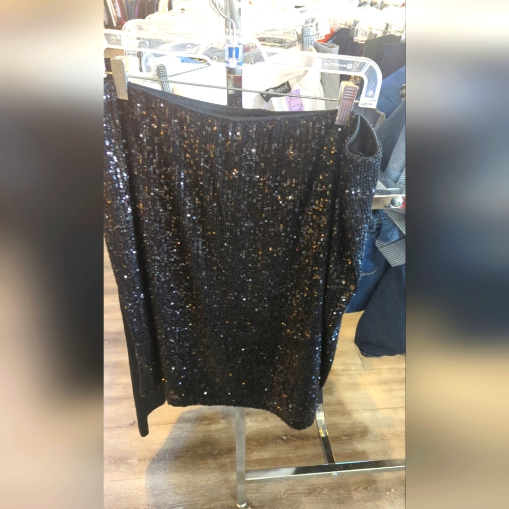 COPY - Black sequence skirt